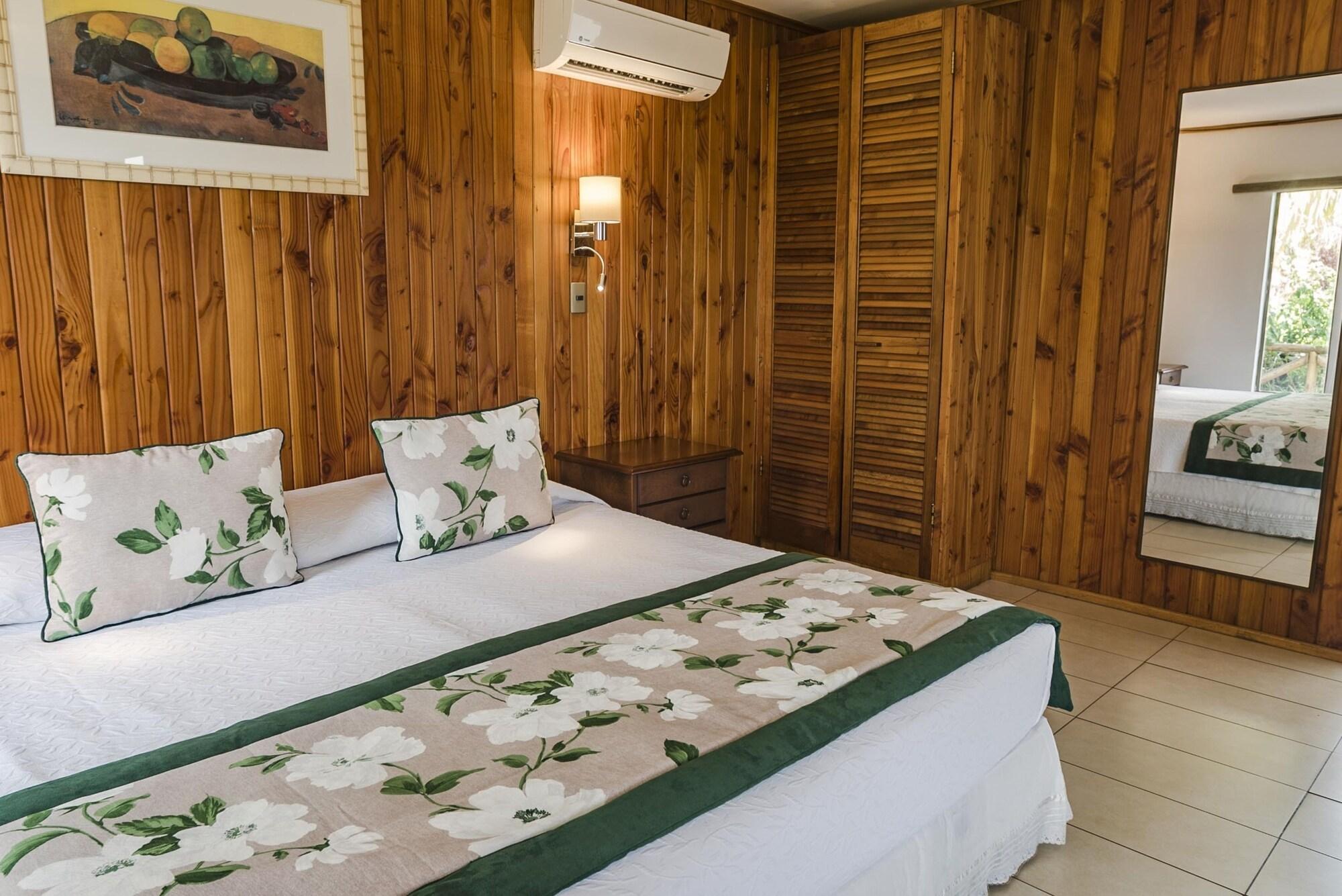 Hotel Taha Tai Hanga Roa Esterno foto