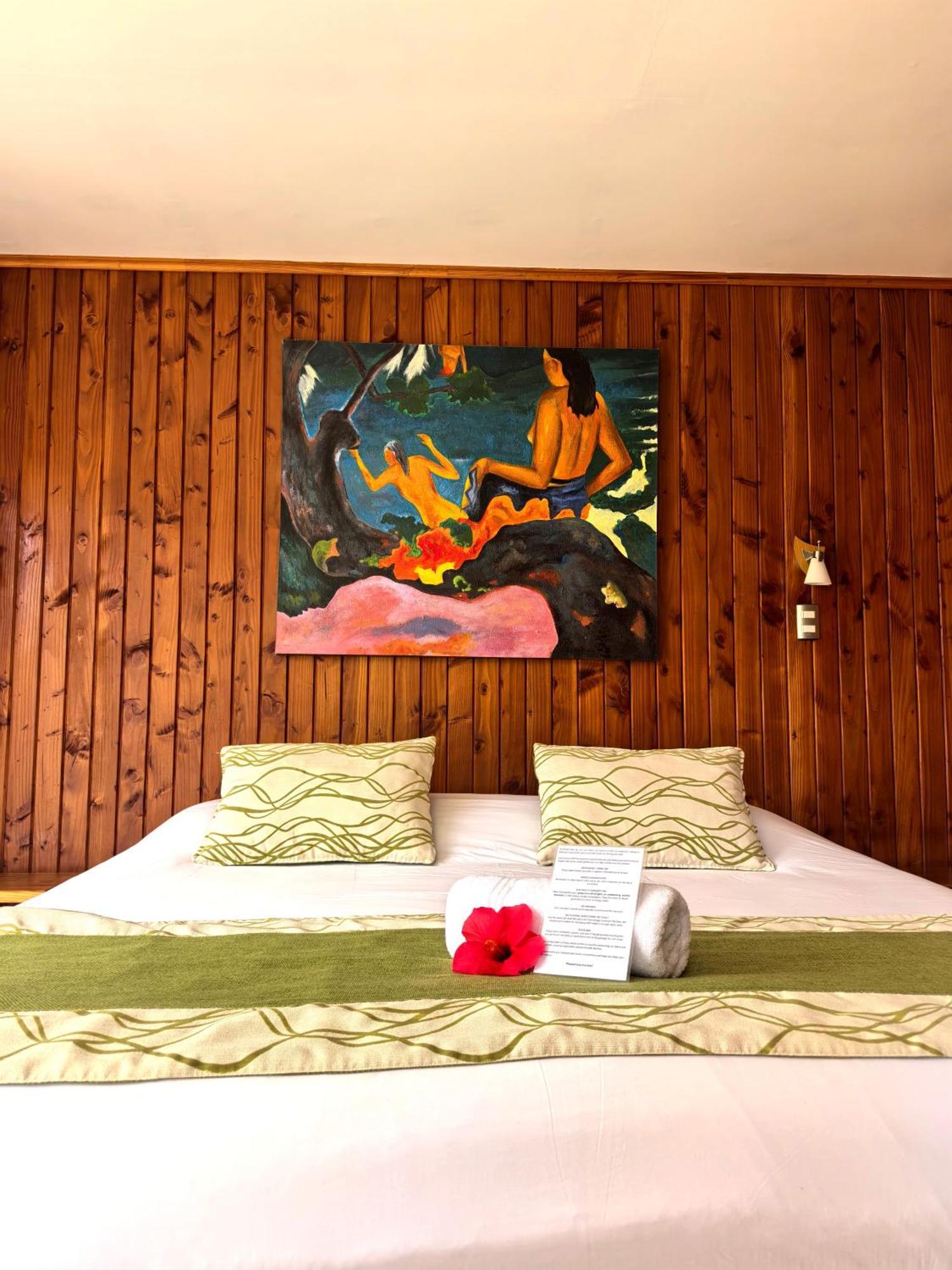 Hotel Taha Tai Hanga Roa Esterno foto